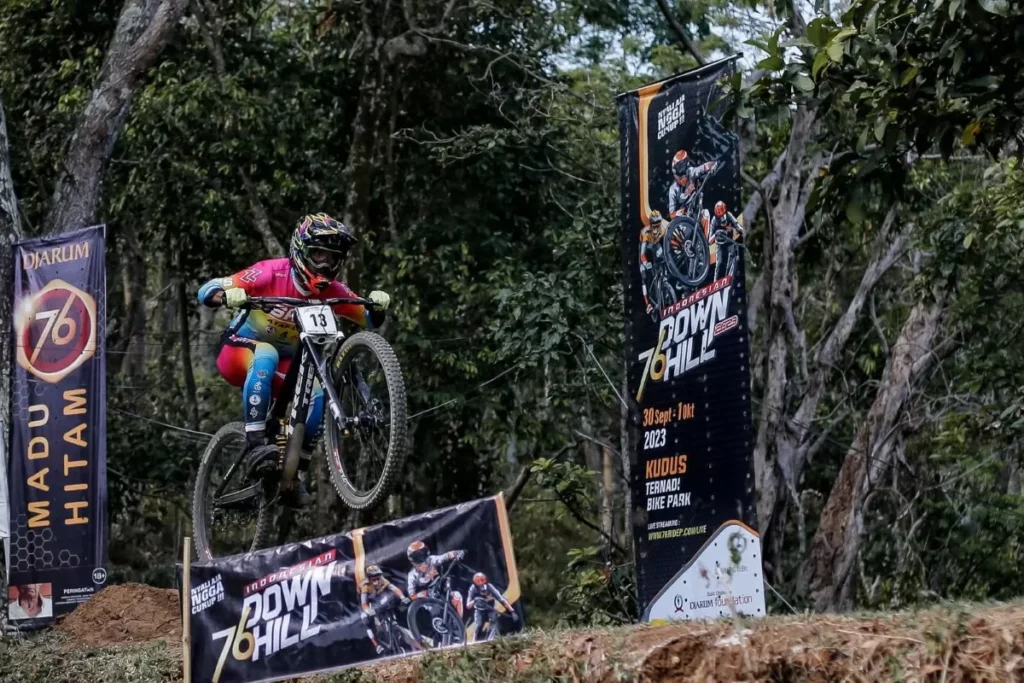 Perebutan Juara Umum Memuncak di Klemuk Bike Park Batu (3)